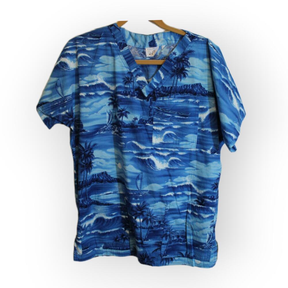 ANIMAL KINGDOM Scrub top sz M EUC